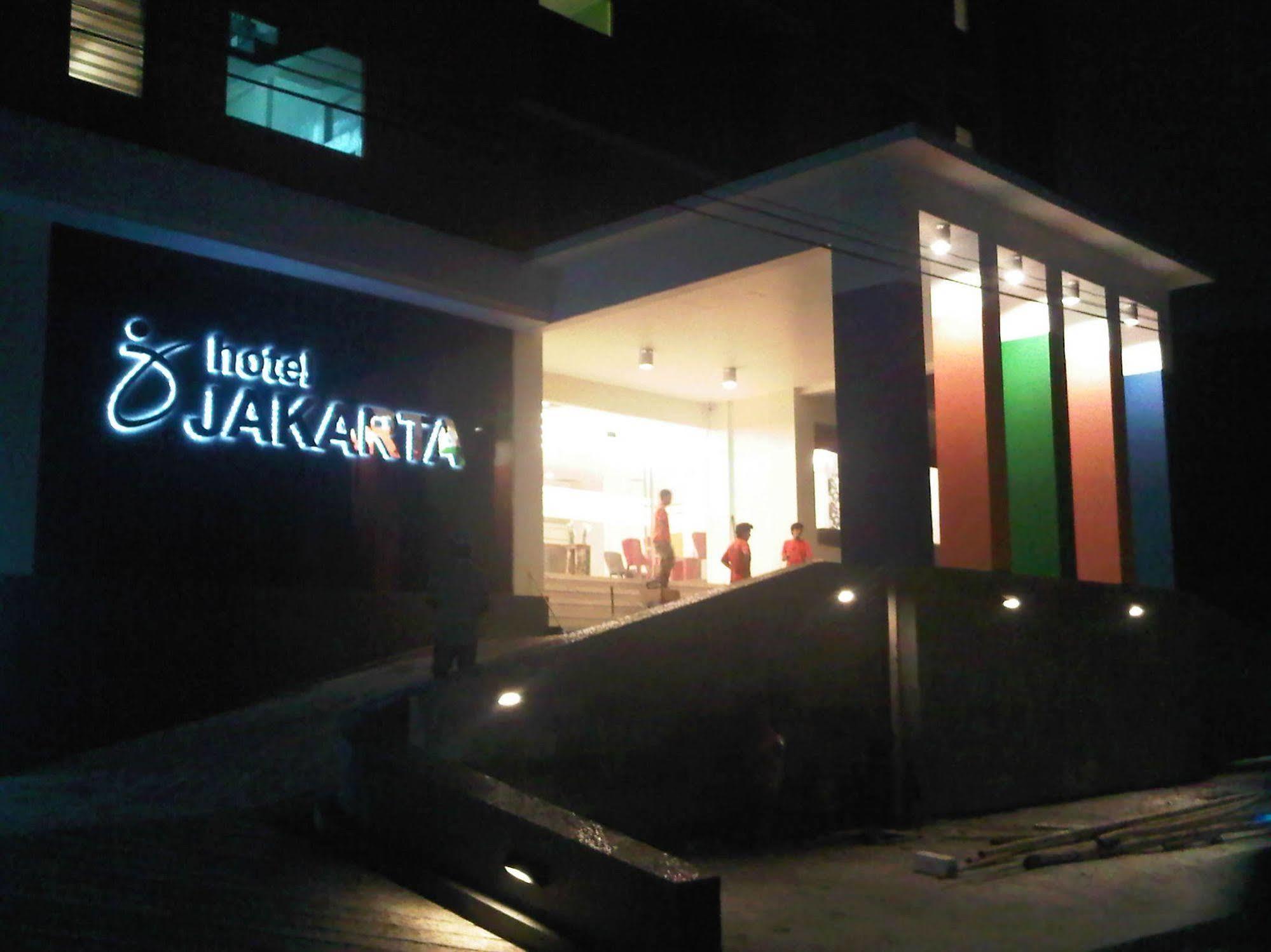 Hotel Jakarta マカッサル エクステリア 写真